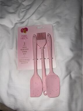 PARIS HILTON 3 PIECE MINI SILICONE TOOL SET PARIS HILTON MINI BAKING SET NEW